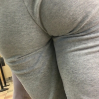 Candid ebony college girl with a nice ass in tight sweats at Subway Subway Eat Fresh College Ebony in Sweatpants.mp4-2023-02-04-06h29m51s407.jpg