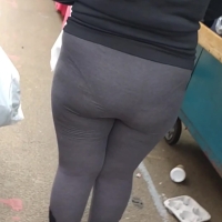 Candid thick Arab teen with a big booty and vpl in leggings Arab Teen.mp4-2023-02-04-12h46m14s402.jpg