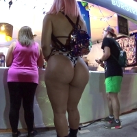 Hot candid phat ass white raver chick with pink hair RC_125.mp4-2024-02-04-08h37m38s848.jpg