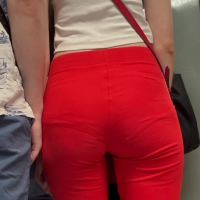 Pretty candid skinny pigtailed girl with vpl in tight red leggings Mon projet (80).mp4-2024-02-04-15h46m38s647.jpg