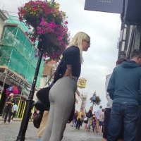 Candid nerdy big booty blonde teen in tight leggings with vtl while out with the family The_Joker - Video_369.mp4-2023-02-05-10h13m43s722.jpg