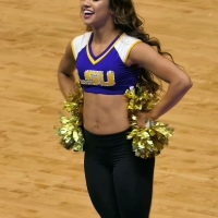 Sexy candid LSU cheerleader on the court in leggings and showing her belly Ricos THUNDER (1).mp4-2023-02-06-17h00m12s452.jpg