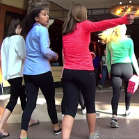 Pack of candid cute teens at the mall in leggings vlcsnap-2021-02-14-14h38m07s974.png