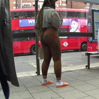 Big booty black girl in leggings