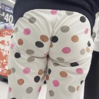 Candid sexy Indian babe with a nice ass in polka dot pajamas pyjamasn 1.mp4-2024-02-08-14h00m56s914.jpg