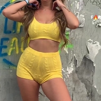 Big booty blonde with camel toe