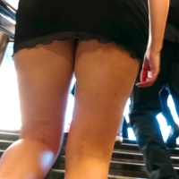 Upskirt attempt on blonde