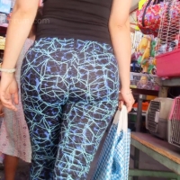 Fat ass in blue leggings