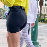 Sexy black ass in spandex