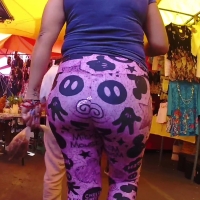 Sexy candid Latina girl with a sweet ass in Mickey Mouse leggings Mickey mouse and his two big ears.mp4-2023-02-11-06h50m36s770.jpg