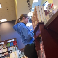 Candid nerdy babe at the book store with an incredible ass in leggings Nerd!AA.mp4-2023-02-18-12h25m20s045.jpg