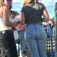 Candid big booty blonde teen in tight jeans at the fair with her cute friends pawgy.mp4-2023-02-18-14h56m30s568.jpg