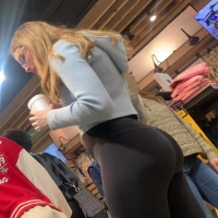 Candid sexy nerdy babe with a nice ass in leggings at the mall 6F1B7164-226D-49D9-85F3-D1679B0F11DA.mov-2024-02-18-08h27m42s633.jpg