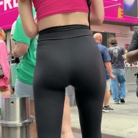 Slim candid strawberry blonde girl with a sexy thigh gap and vtl in leggings slimbubble.mp4-2024-02-18-15h11m54s285.jpg