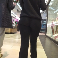 Candid sexy mall babe with a nice ass in black leggings stealth_39.mp4-2024-02-22-17h28m44s623.jpg