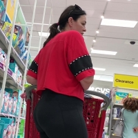 Big booty older milf