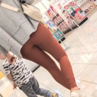 Sexy candid milf showing off her ass in tight leggings IMG_20211205_115639529_BURST000_COVER.jpg.3fc607774bcc6526d056d944338f8ea7.jpg