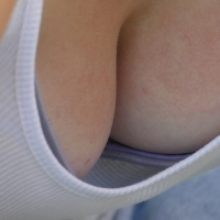 Deep downblouse