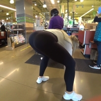 Sexy candid blonde milf bending over at Whole Foods in lulu leggings with a great ass Pro Club - Lulu Blonde Milf Whole Foods-1.m4v-2023-02-26-05h32m21s217.jpg