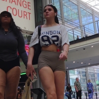 Big booty brunette