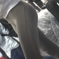 Hot ass candid babe with a tight ass and thong lines in leggings C2411.mp4_snapshot_00_02_902.jpg.ad2b7b11b466a35de4206bd891595558.jpg