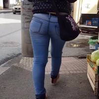 Tight jeans hot redhead.mp4-2023-03-05-09h46m44s015.jpg