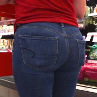 Candid nerdy Target employee with a big booty in tight jeans Target Worker.mp4-2024-03-05-16h09m45s552.jpg