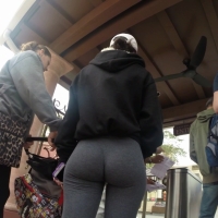 484-univ-grey-supercut-leggings.mp4-2023-03-05-14h12m30s194.jpg