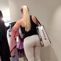 Sexy candid blonde babe with a bubble butt in grey leggings shopping The_Joker - Video_373 RE-UP.mp4-2024-03-06-16h45m23s403.jpg