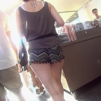 Sexy candid girl out with her man in little loose shorts MAH05385.mp4-2023-03-05-14h41m10s699.jpg