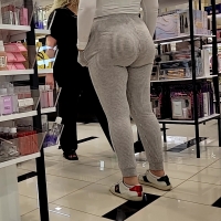 Thick booty and vpl