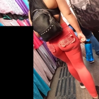 Latina in pink leggings