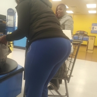 Candid ebony milf with a sexy big round ass and vpl in blue leggings at Walmart CABSW 4.mp4-2023-03-09-17h31m22s071.jpg