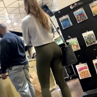 Green Lulu booty