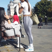 Sexy candid slim perky gym goer in tight leggings with a nice ass ssX186_Greygym.mp4-2024-03-14-16h11m39s669.jpg