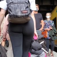 Nike Pro booty
