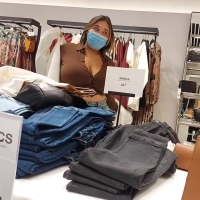 Candid girl clothes shopping with big tits showing some cleavage Likeitbig_114526328.mp4-2023-03-22-16h44m55s494.jpg