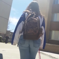 Candid college girl with a nice booty in tight jeans at school (part 2) CollegeJeans2.mp4-2024-03-24-13h11m34s528.jpg