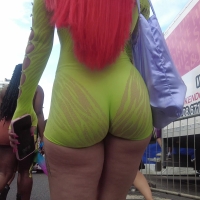 Candid red haired carnival party chick with an insane ass in a sexy green spandex outfit Green jiggle.mp4-2024-03-24-14h14m04s952.jpg