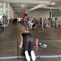 Gym babe in see through leggings with a nice ass 7FK3QQjuyv.mp4-2021-03-08-13h32m33s093.jpg