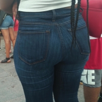 Candid ebony babe with a plump booty and vpl in tight blue jeans CABJ 11.mp4-2023-03-26-09h05m16s701.jpg