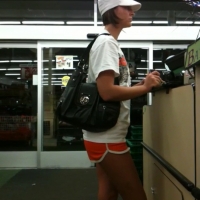 Bunch of candid babes in public in shorts 86d3cca751f711594bad8db4f4c2308bb60cfafa.jpg