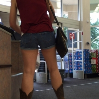 Bunch of candid babes in public in shorts 89d4d9189fb8e660fb13ead1bcae6ae95a87c23a.jpeg