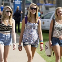 Bunch of candid babes in public in shorts 19953384@N00_7618148582_IMG_5428.jpg