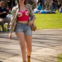Bunch of candid babes in public in shorts 28191099@N05_26383160103_663.jpg