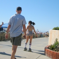 Bunch of candid babes in public in shorts 91792831@N00_164984611_I don't know what to say to this. However the chick behind her bit it sooo hard right after I snapped this shot..jpg