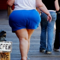 Bunch of candid babes in public in shorts 91811387@N00_806202666_DSC_6208.jpg