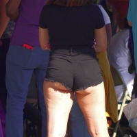 Bunch of candid babes in public in shorts 123865869@N06_49619277806_a k vlcsnap-error963.jpg
