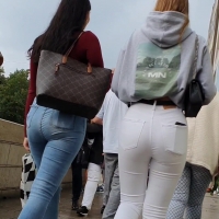 Sexy jeans duo
