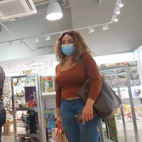 Curvyjeans_235809578.mp4-2023-03-30-12h50m05s340.jpg
